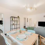 Stylish In Vibrant Bonnevoie Apartment *