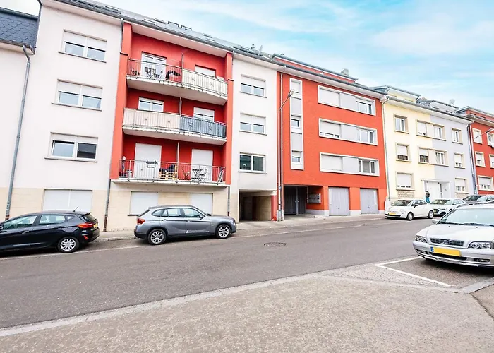 Apartment Stylish In Vibrant Bonnevoie