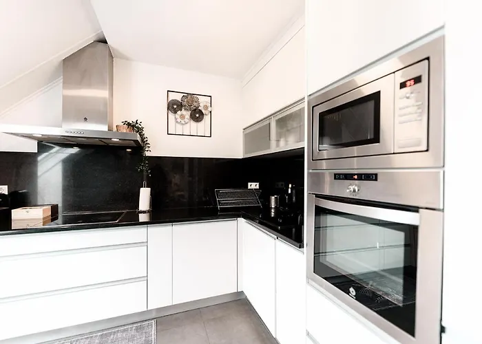 Apartment Stylish In Vibrant Bonnevoie *